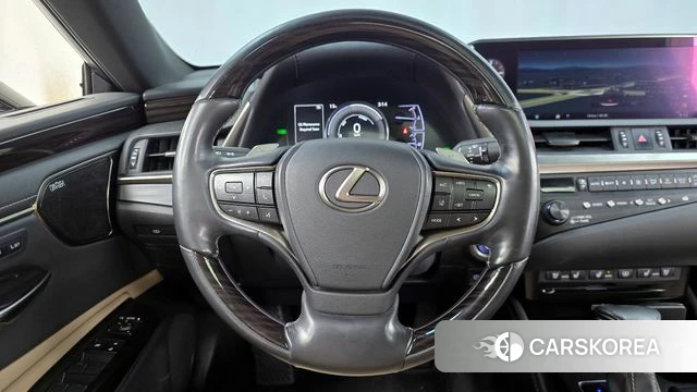 Lexus ES300h 7th generation 2019 Песочный из Кореи, фото 4