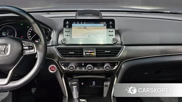 Honda Accord 10th Generation 2018 Серебристо-серый из Кореи, фото 4