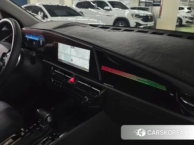 Kia Di Ol Nu Niro 2022 Белый из Кореи, фото 4