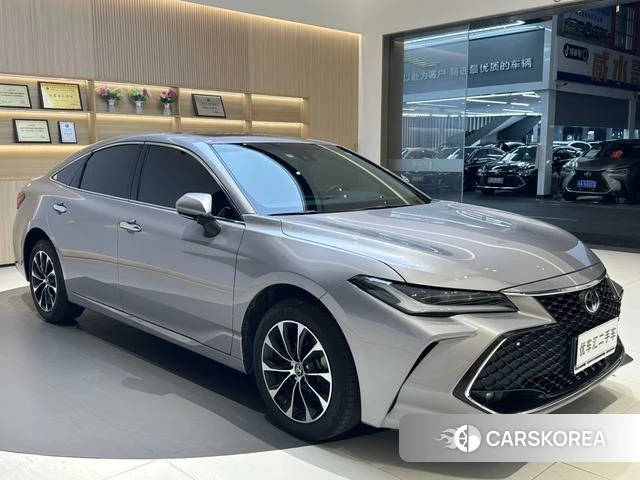 Toyota Asian dragon 2023 Серебристо-серый из Китая, фото 4