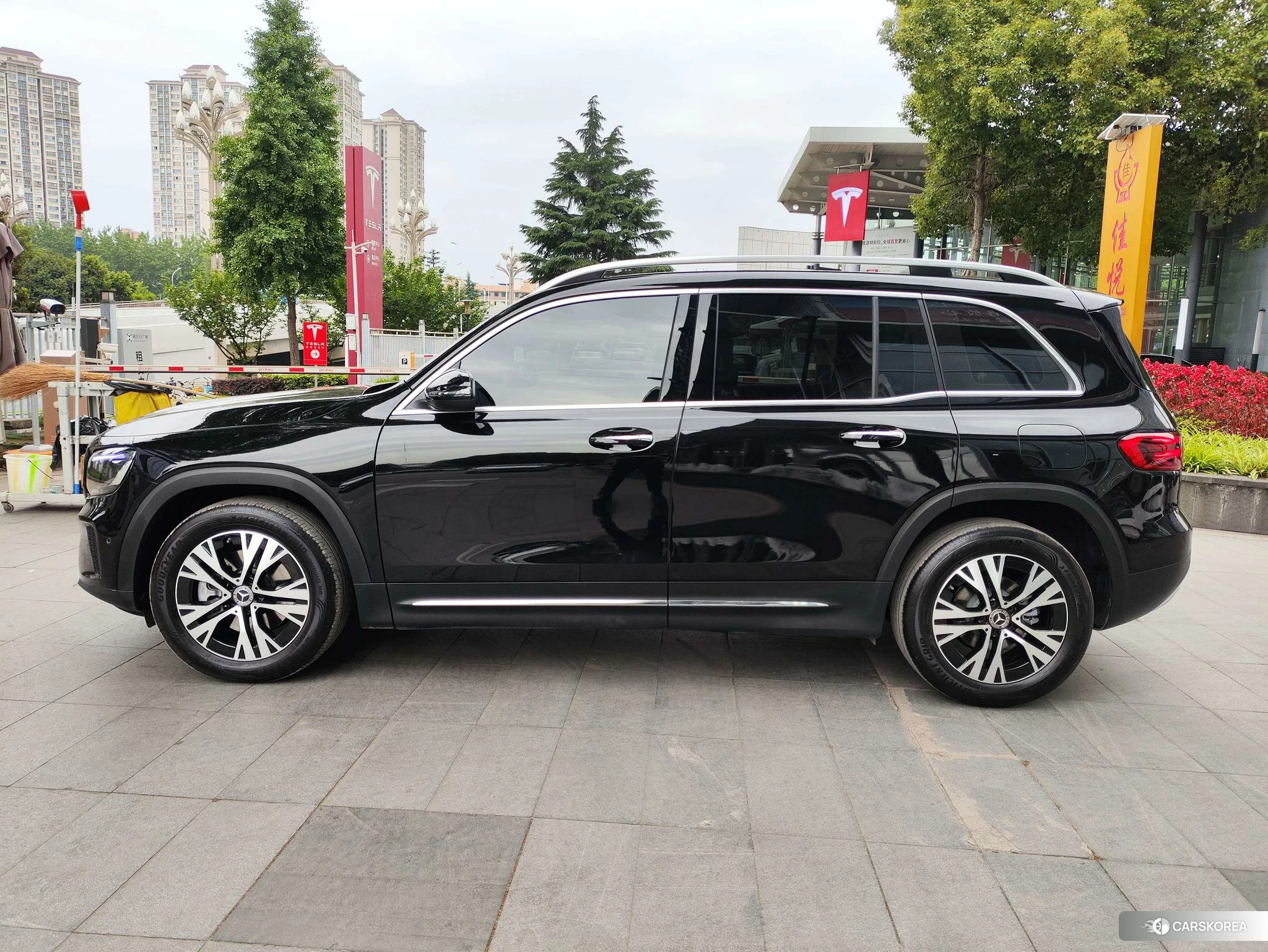 Mercedes-Benz GLB 2025 Черный из Китая, фото 4