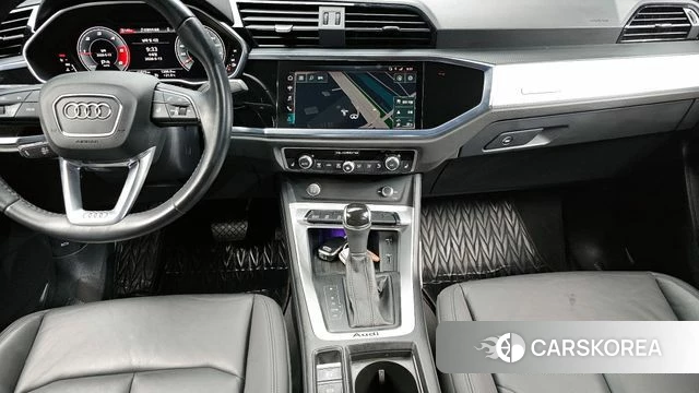 Audi Q3 (F3) 2020 Белый из Кореи, фото 4
