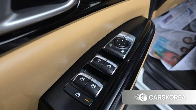 Kia Carnival 4th generation 2023 Белый из Кореи, фото 4