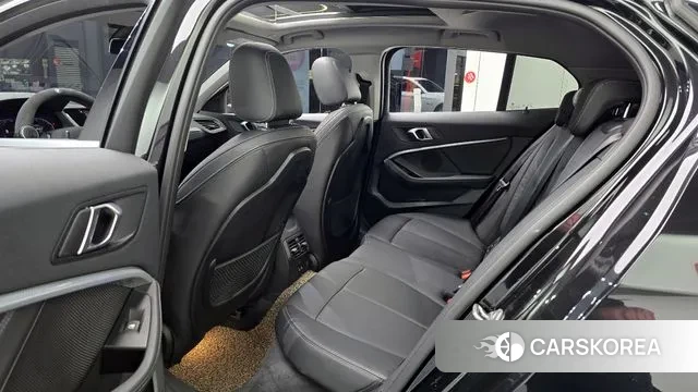 BMW 1 Series (F40) 2022 Черный из Кореи, фото 4