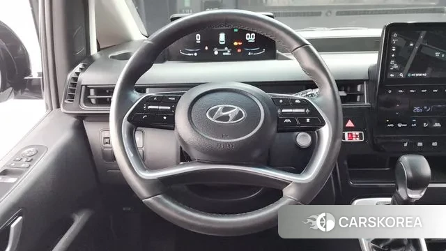 Hyundai Staria 2022 Серебристо-серый из Кореи, фото 4