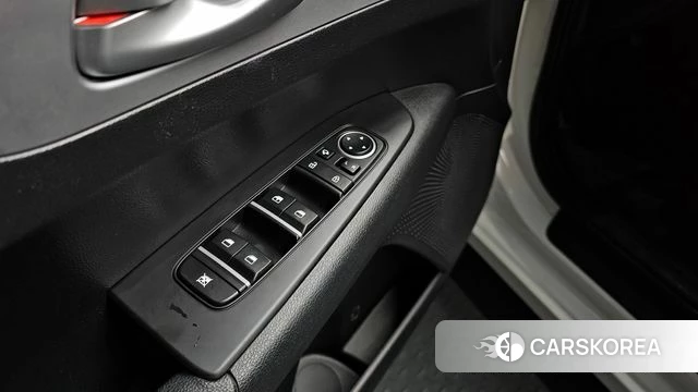 Kia The New K3 2nd generation 2022 Белый из Кореи, фото 4