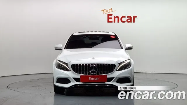 Mercedes-Benz C-Class W205 2018 Белый из Кореи, фото 4