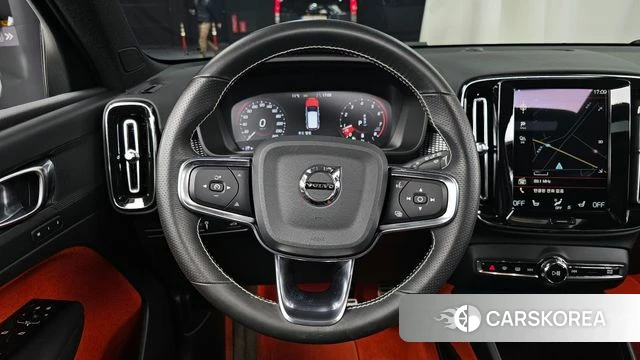 Volvo XC40 2021 Белый из Кореи, фото 4