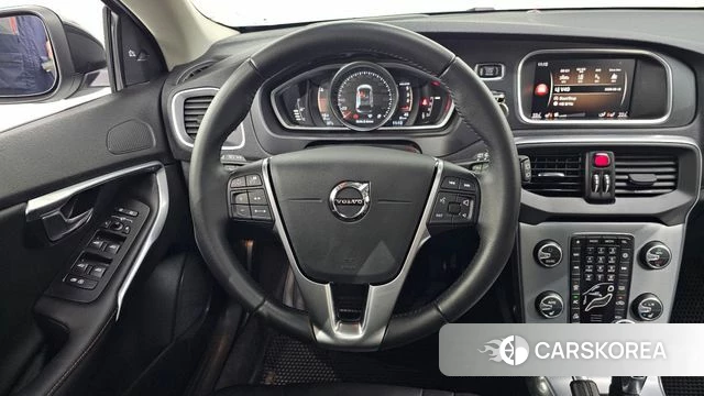 Volvo V40 Cross-Country 2019 Серебряный из Кореи, фото 4
