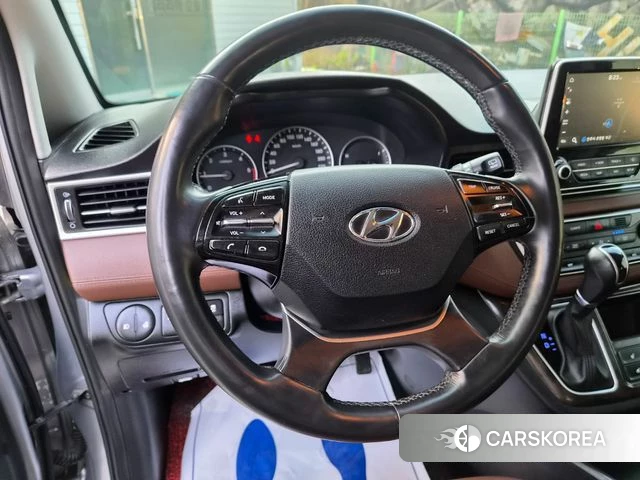 Hyundai The New Grand Starex 2018 Серебристо-серый из Кореи, фото 4