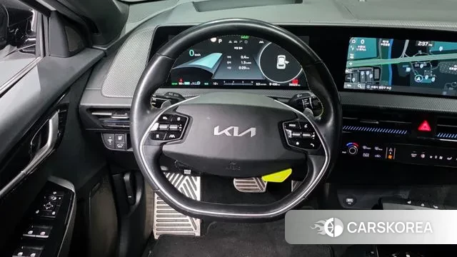 Kia EV6 2023 Белый из Кореи, фото 4
