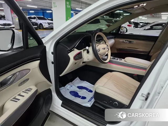 Genesis GV70 2022 Белый из Кореи, фото 4