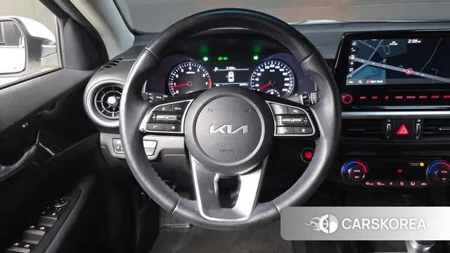 Kia The New K3 2nd generation 2021 Белый из Кореи, фото 4