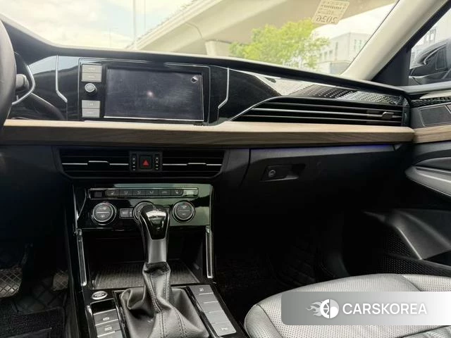 Volkswagen Passat 2020 Черный из Китая, фото 4