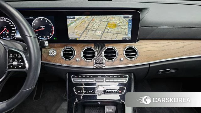 Mercedes-Benz E-Class W213 2019 Белый из Кореи, фото 4