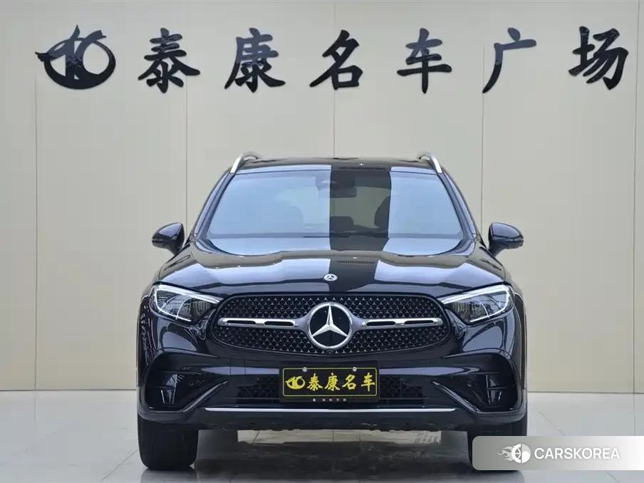 Mercedes-Benz GLC 2025 Черный из Китая, фото 4