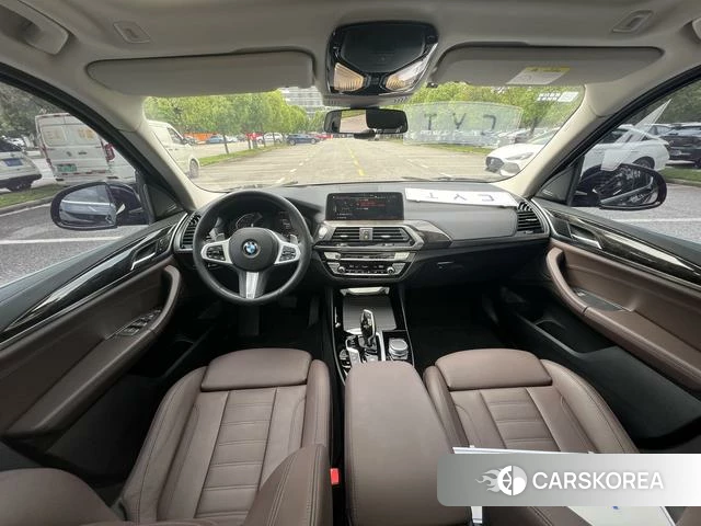 BMW X3 2021 Черный из Китая, фото 4