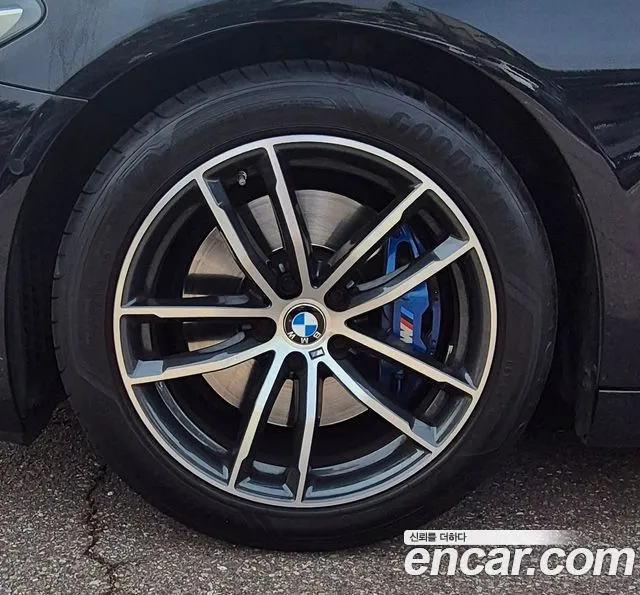 BMW 5 Series (G30) id 2631935 из Кореи 4