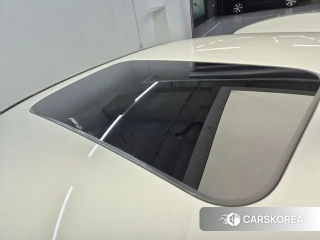 Mercedes-Benz E-Class W213 2021 Белый из Кореи, фото 4