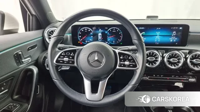 Mercedes-Benz A-Class W177 2021 Белый из Кореи, фото 4