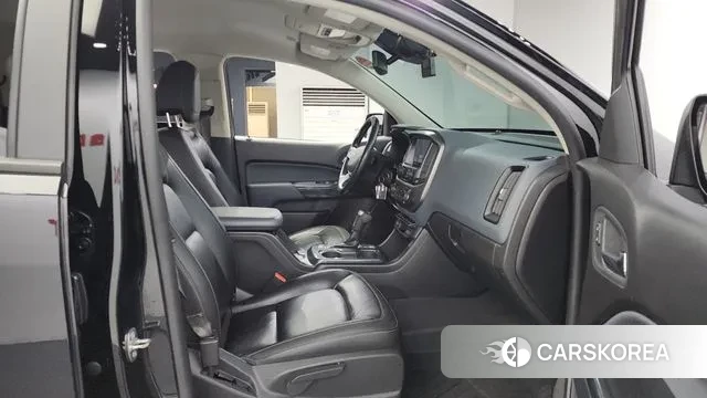 Chevrolet (GM Daewoo) Real New Colorado 2021 Черный из Кореи, фото 4