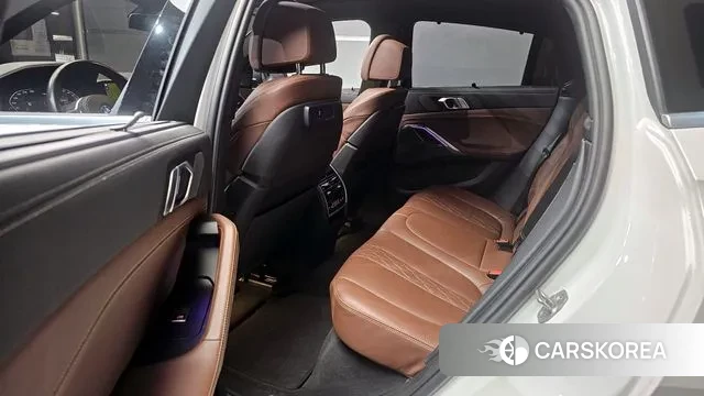 BMW X6 (G06) 2023 Белый из Кореи, фото 4