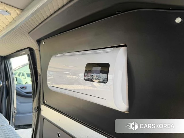 Hyundai The New Grand Starex 2021 Черный из Кореи, фото 4