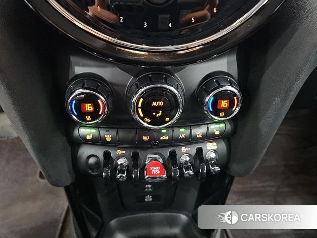 Mini Cooper 2023 Черный из Кореи, фото 4