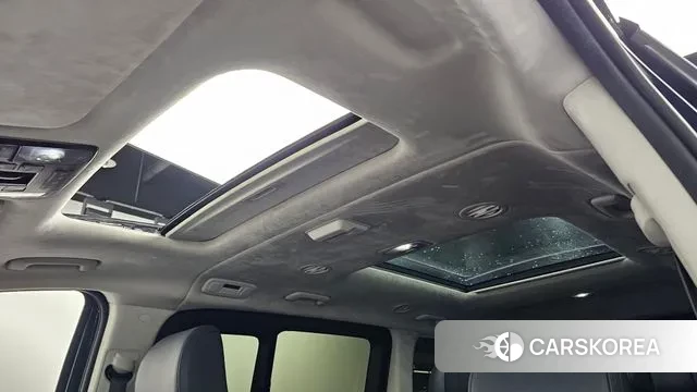 Hyundai Staria 2023 Черный из Кореи, фото 4