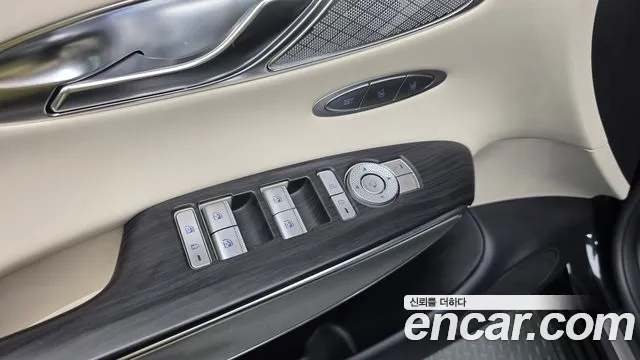 Genesis GV70 2024 Черный из Кореи, фото 4