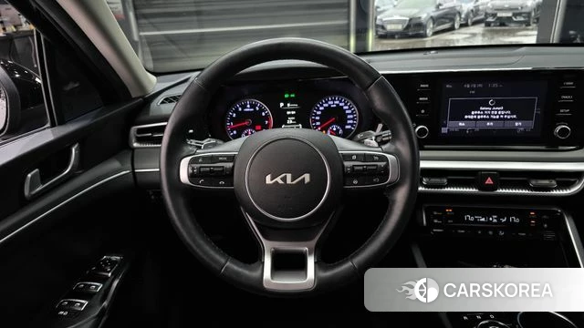 Kia K5 3rd generation 2022 Черный из Кореи, фото 4