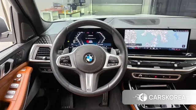 BMW X7 (G07) 2024 Белый из Кореи, фото 4