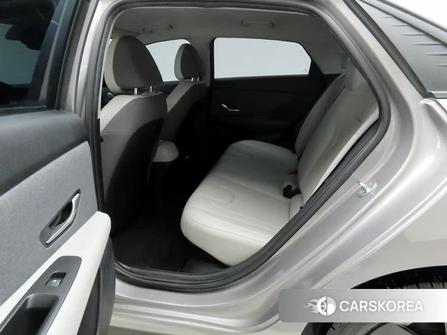 Hyundai Avante Hybrid (CN7) 2022 Серый из Кореи, фото 4