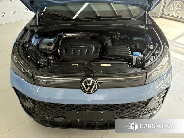 Volkswagen Tiguan L 2024 Синий из Китая, фото 4