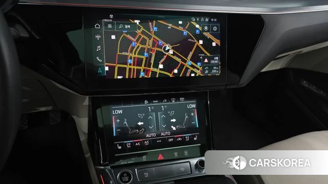 Audi e-Tron 2021 Черный из Кореи, фото 4