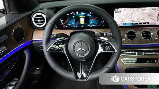 Mercedes-Benz E-Class W213 2023 Белый из Кореи, фото 4