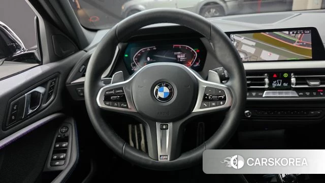 BMW 1 Series (F40) 2023 Белый из Кореи, фото 4