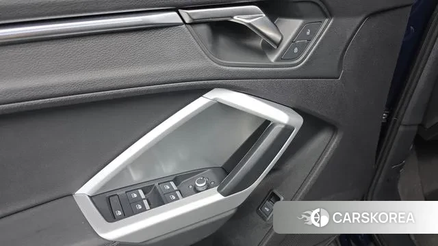 Audi Q3 (F3) 2022 Синий из Кореи, фото 4