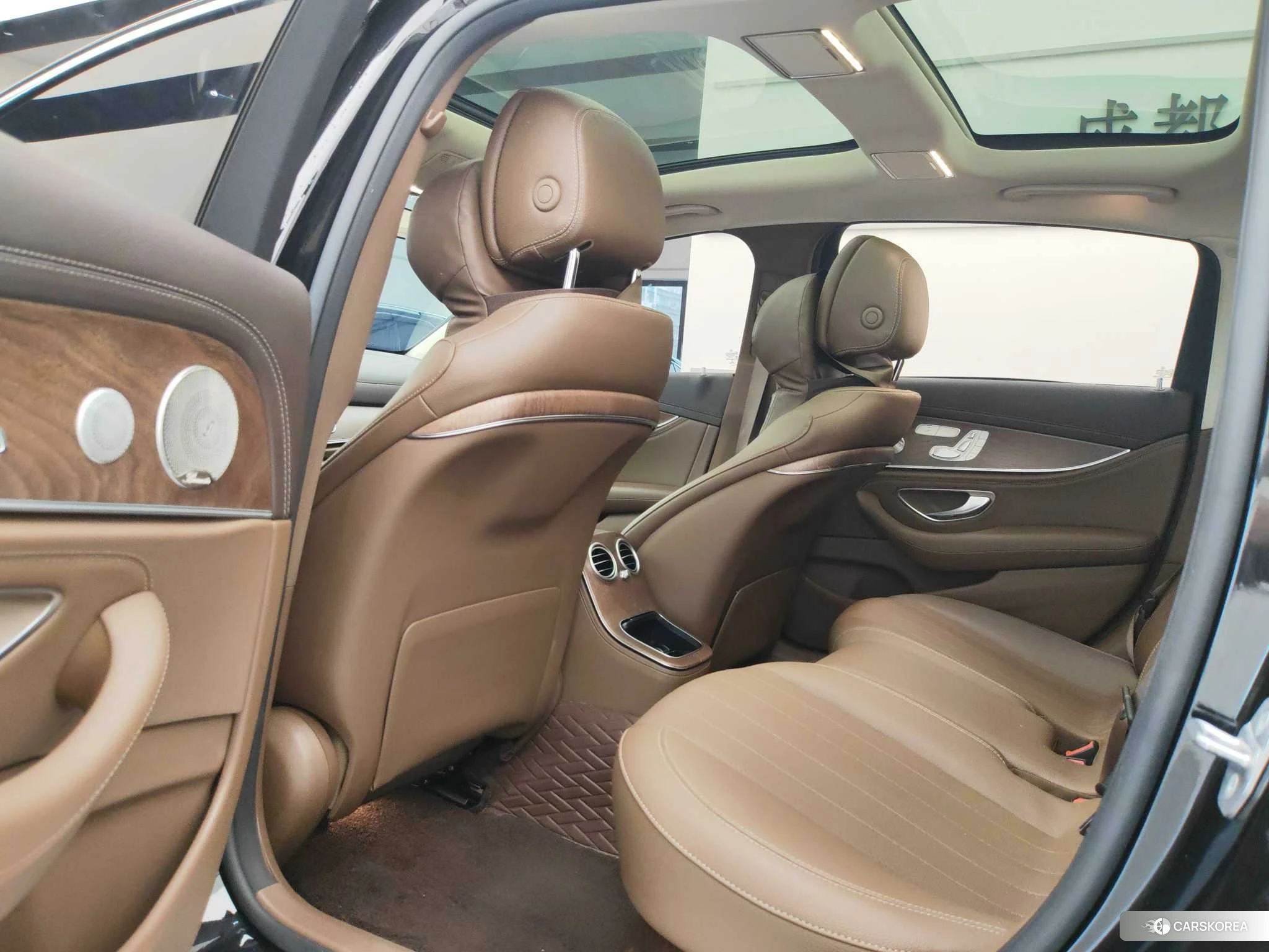 Mercedes-Benz E-class 2022 Черный из Китая, фото 4