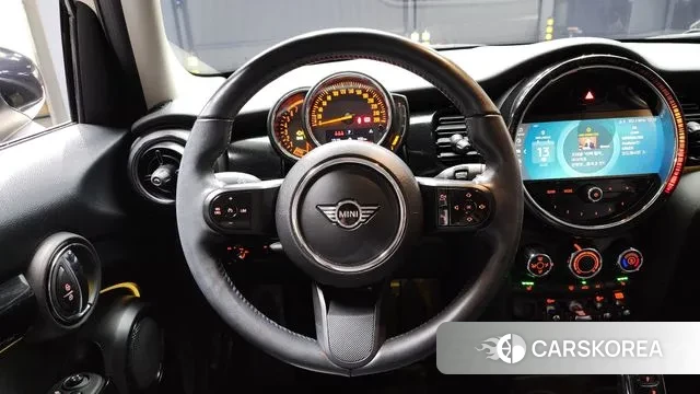 Mini Cooper 2022 Жемчужный цвет из Кореи, фото 4