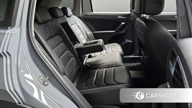 Volkswagen Tiguan second Generation 2021 Серый из Кореи, фото 4