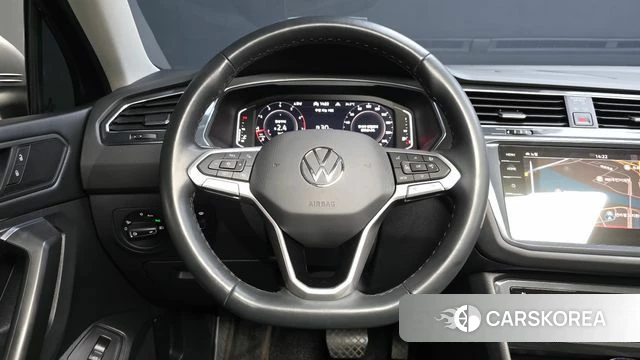 Volkswagen Tiguan Allspace 2022 Синий из Кореи, фото 4