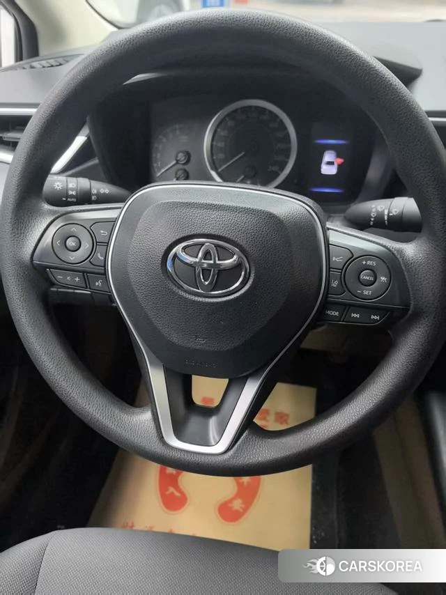 Toyota Corolla 2023 Белый из Китая, фото 4