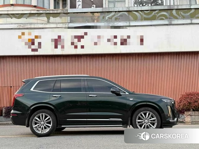 Cadillac XT6 2022 Зеленый из Китая, фото 4