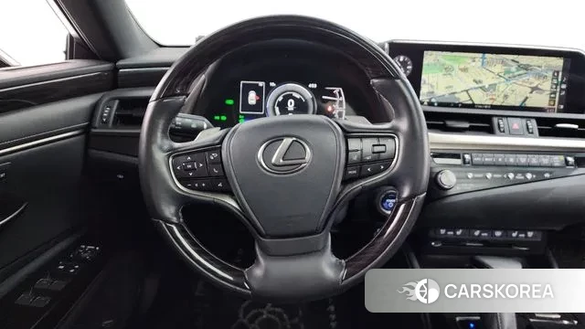 Lexus ES300h 7th generation 2021 Серебряный из Кореи, фото 4