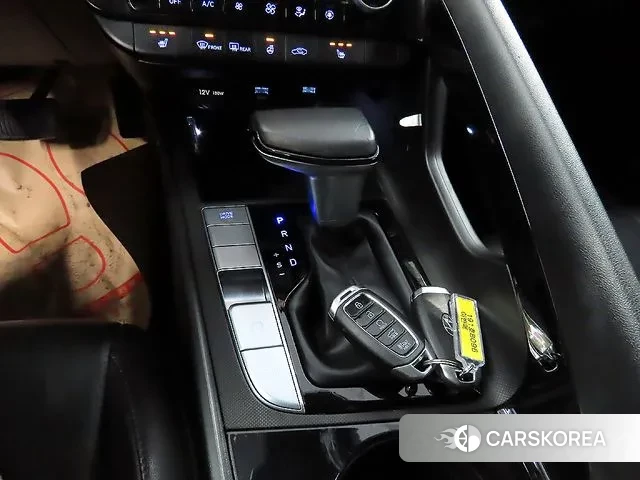 Hyundai Avante Hybrid (CN7) 2022 Белый из Кореи, фото 4