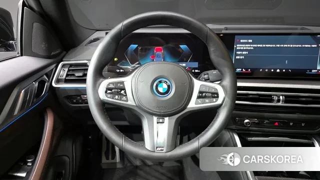 BMW i4 2023 Черный из Кореи, фото 4