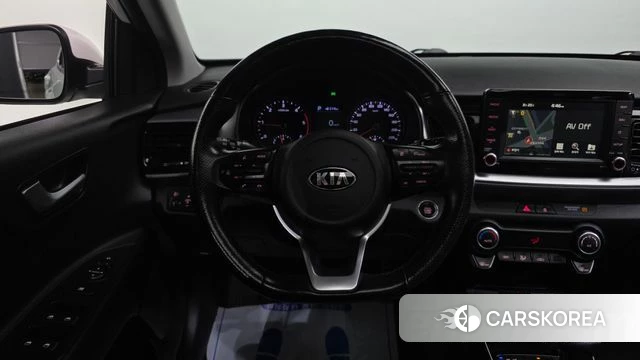 Kia Stonic 2019 Белый из Кореи, фото 4