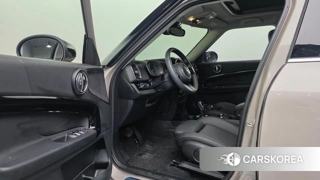 Mini Cooper Countryman 2023 Жемчужный цвет из Кореи, фото 4