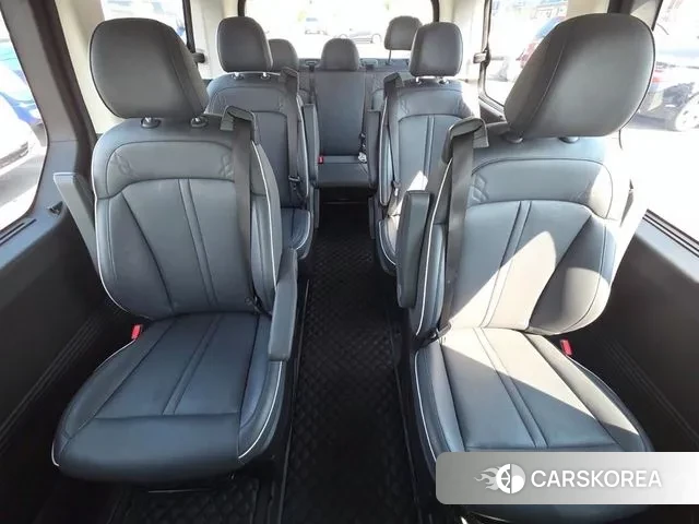 Hyundai Staria 2021 Серый из Кореи, фото 4